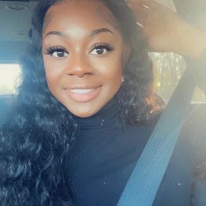 Meet your Posher, Tierra